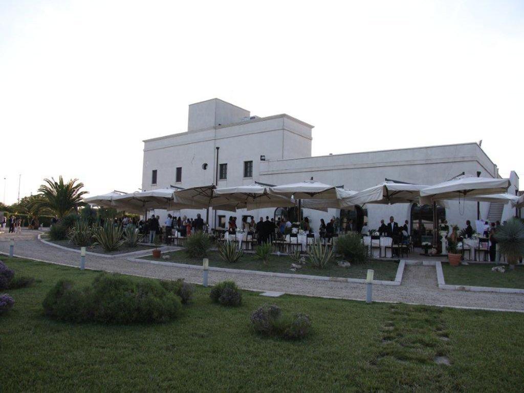 Hotel Saraceno Al Faro Таранто Екстериор снимка